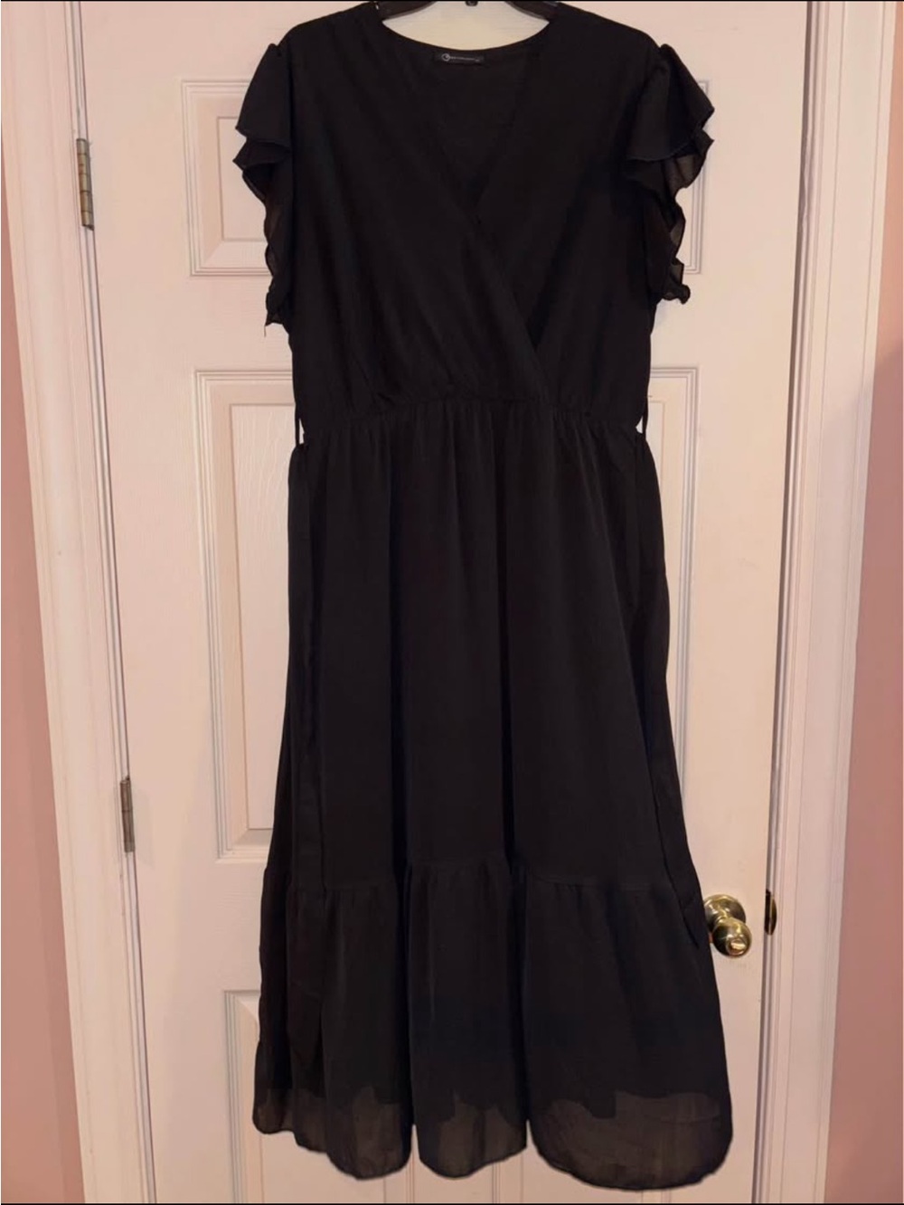 PrettyGarden Classic Black vneck Dress with Ruffle Sleeves XL EUC
